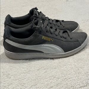 Puma women Black and Gray Sneakers